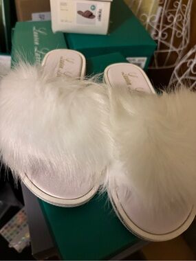 Lauren Lorraine White Faux Fur Slide Slippers